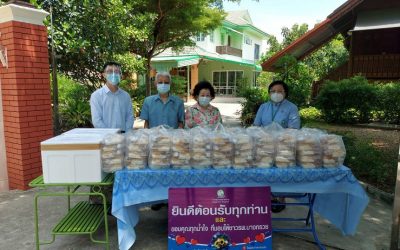 19 พ.ค.64 ขอขอบพระคุณ  พลเอกนพดล และ คุณหญิงพรนภัส  วรรธโนทัย มอบเงินเพื่อซื้ออุปกรณ์ทางการแพทย์  จำนวน 30,000 บาท  อาหารกล่อง จำนวน 210 กล่องและไอศกรีม จำนวน 200 ถ้วย ให้กับโรงพยาบาลบางกรวย    เพื่อเป็นกำลังใจในการปฏิบัติงาน รับมอบโดย นายแพทย์ ไพโรจน์ วิริยะอมรพันธุ์ โรงพยาบาลบางกรวย ขอขอบพระคุณท่านเป็นอย่างสูงมาณ.ที่นี้ด้วยค่ะ